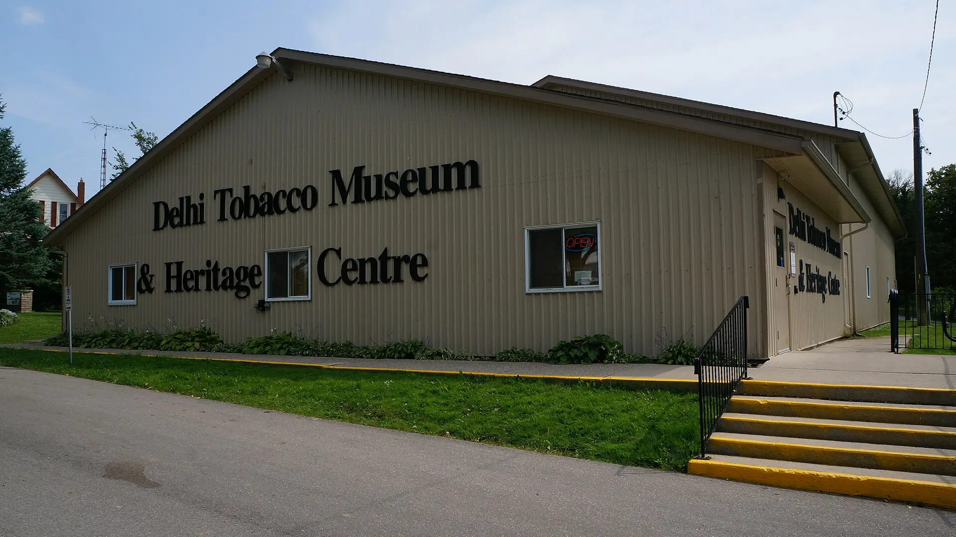The Delhi Tobacco Museum & Heritage Centre, built in 1979 in the form of a pack barn.